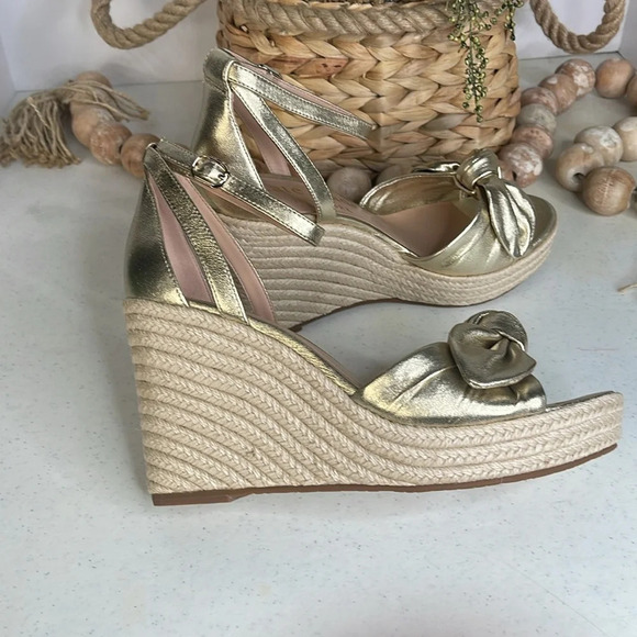 kate spade New York Wedge Sandals Sz. 9.5 Pale Gold - Picture 9 of 11